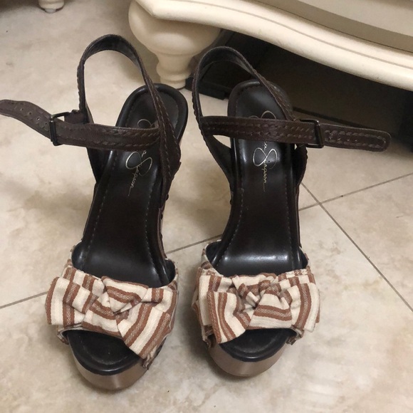 Jessica Simpson Shoes - Jessica Simpson heels 7.5